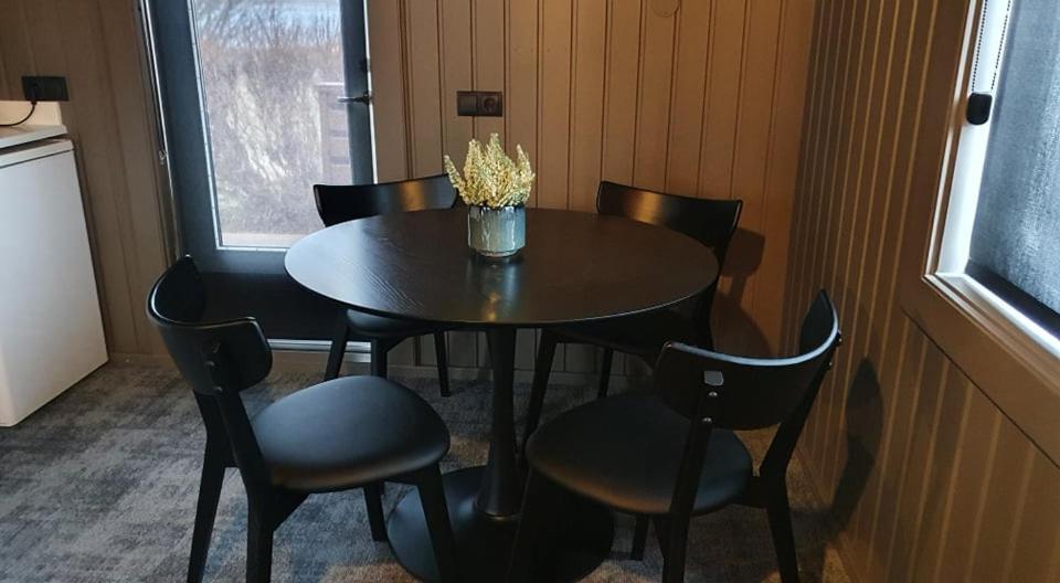 North Inn - Guesthouse And Cabin Akureyri Bagian luar foto
